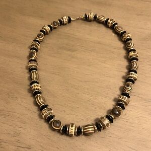 Vintage Jewelry - Black and Tan Beaded Necklace